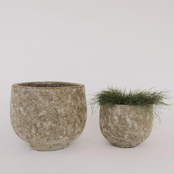 Lava pots in medium and small size to hire or buy
